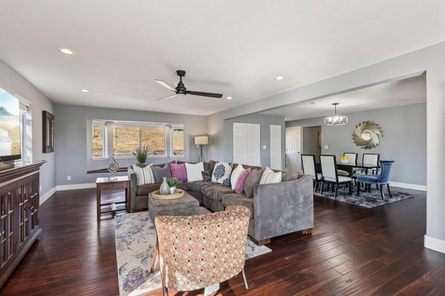 30680 Loma Chiquita Road, Los Gatos, CA 95033