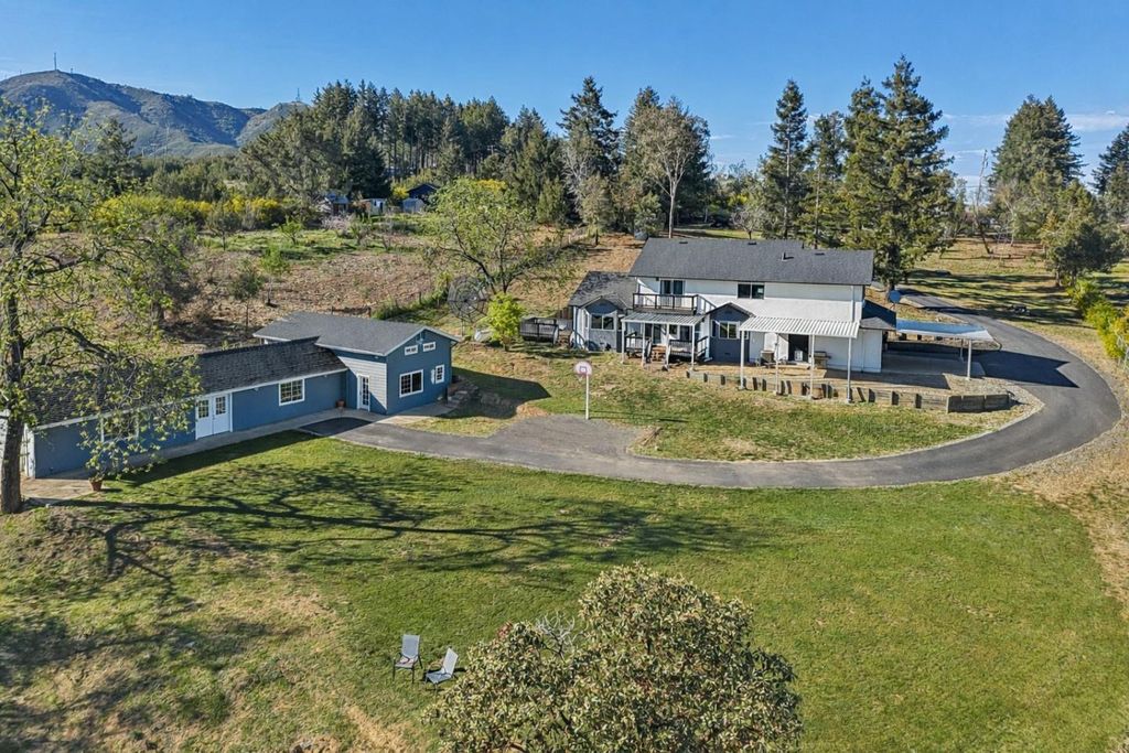 30680 Loma Chiquita Road, Los Gatos, CA 95033