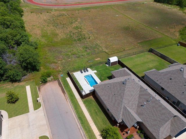 5000 McCann Court, Mustang, OK 73064