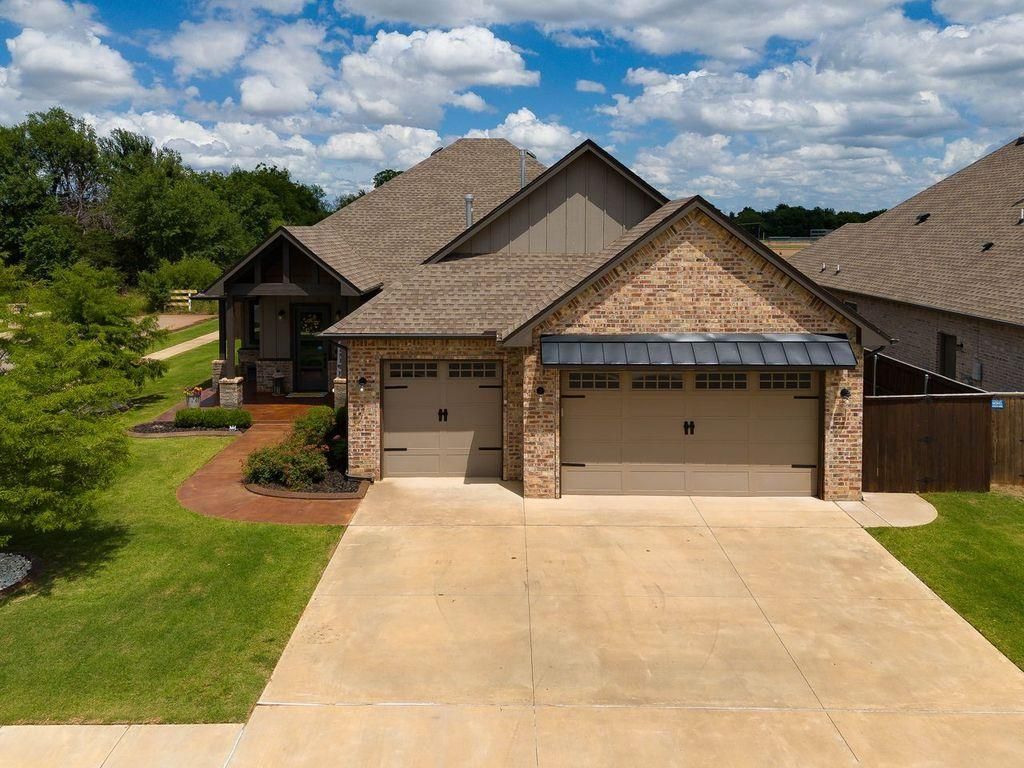 5000 McCann Court, Mustang, OK 73064