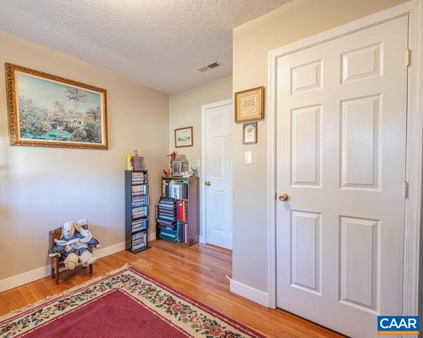 3483 WEST RIVER RD, Scottsville, VA 24590