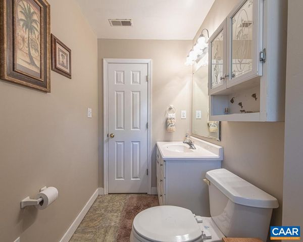 3483 WEST RIVER RD, Scottsville, VA 24590