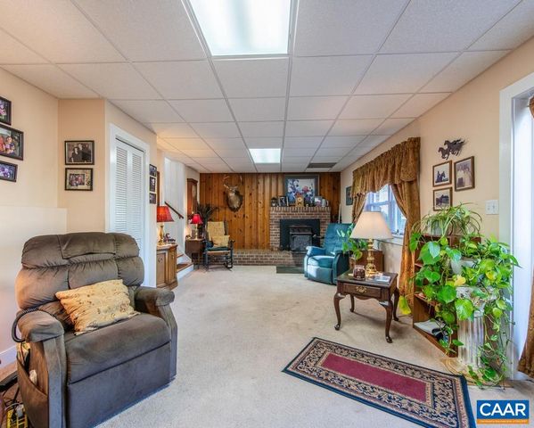 3483 WEST RIVER RD, Scottsville, VA 24590