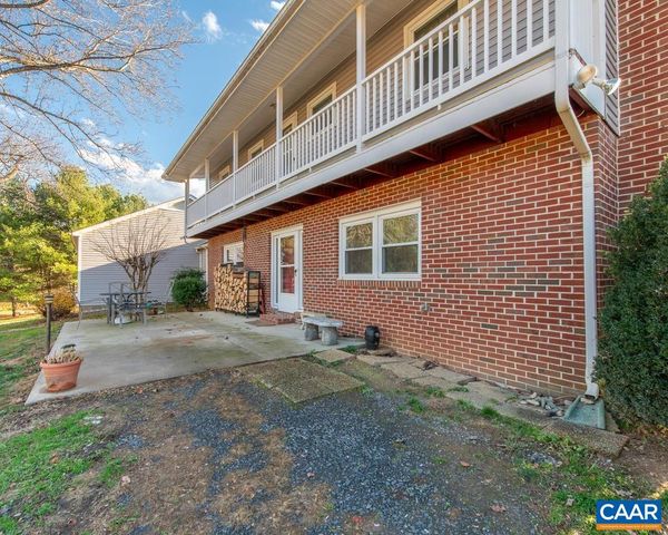 3483 WEST RIVER RD, Scottsville, VA 24590
