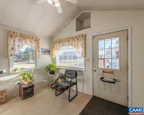 3483 WEST RIVER RD, Scottsville, VA 24590