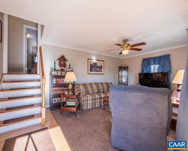 3483 WEST RIVER RD, Scottsville, VA 24590