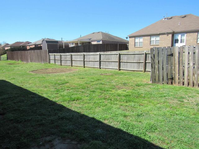 413 DACUS DR, Munford, TN 38058