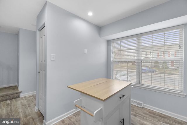 930 GAMING SQ, Hampstead, MD 21074