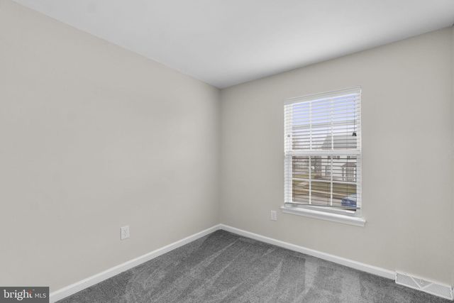 930 GAMING SQ, Hampstead, MD 21074