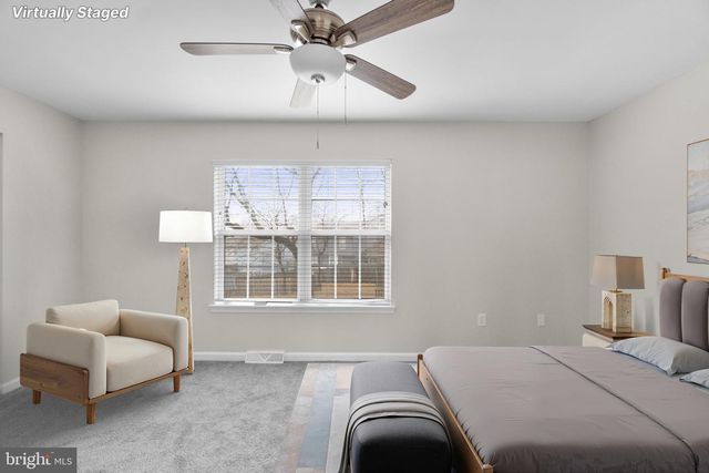 930 GAMING SQ, Hampstead, MD 21074