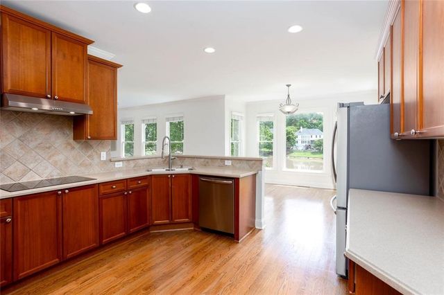 1688 Holcomb Lake Road, Marietta, GA 30062