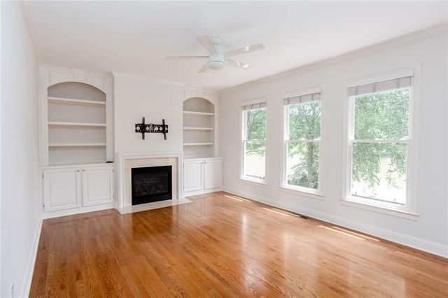 1688 Holcomb Lake Road, Marietta, GA 30062