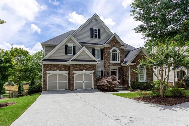 1688 Holcomb Lake Road, Marietta, GA 30062