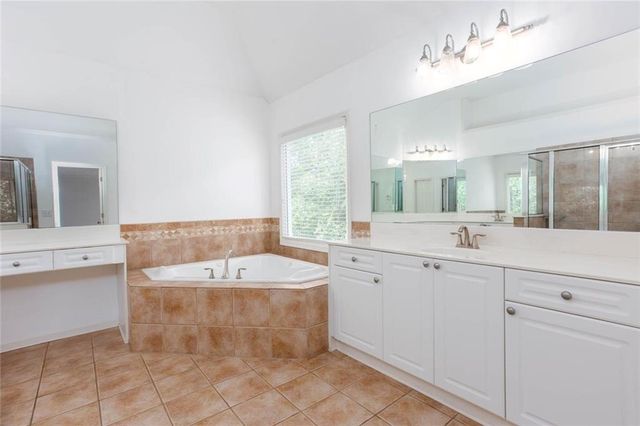 1688 Holcomb Lake Road, Marietta, GA 30062