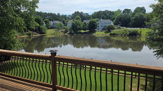 1688 Holcomb Lake Road, Marietta, GA 30062