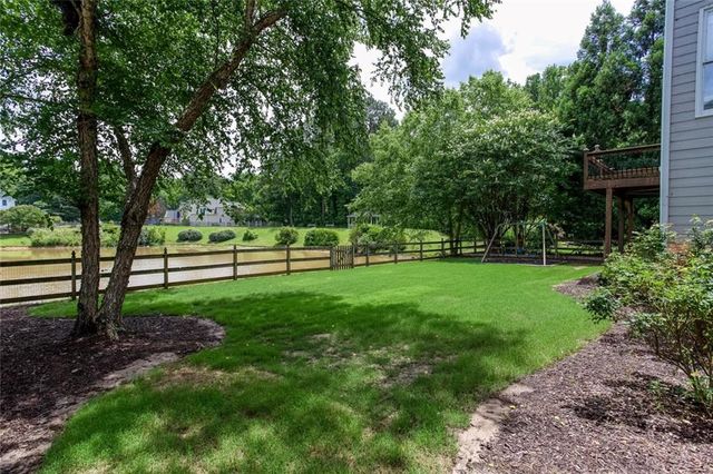 1688 Holcomb Lake Road, Marietta, GA 30062
