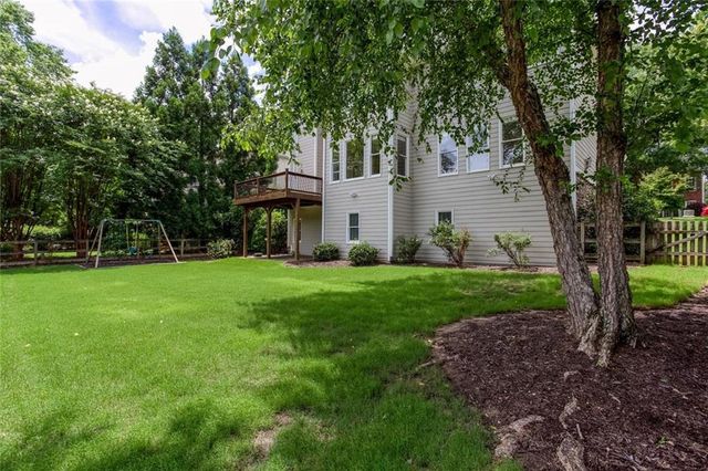 1688 Holcomb Lake Road, Marietta, GA 30062
