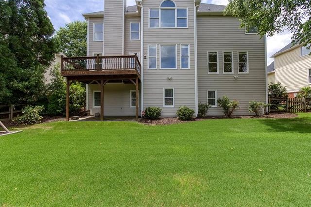 1688 Holcomb Lake Road, Marietta, GA 30062