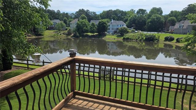 1688 Holcomb Lake Road, Marietta, GA 30062