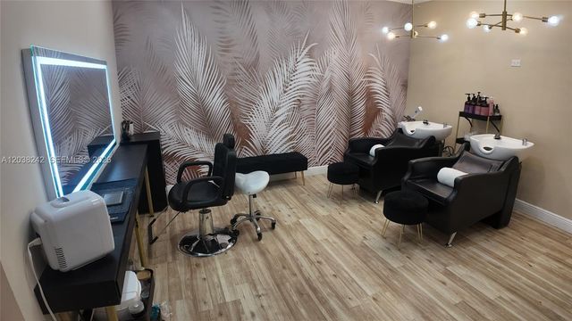 4721 NW 79th Avenue, Doral, FL 33166