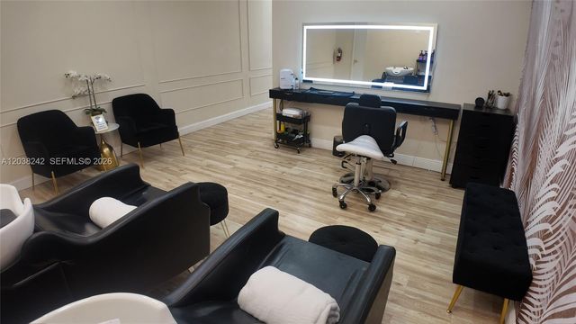 4721 NW 79th Avenue, Doral, FL 33166