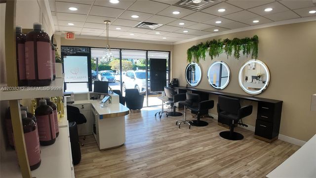 4721 NW 79th Avenue, Doral, FL 33166