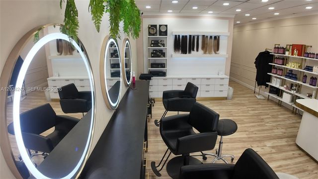 4721 NW 79th Avenue, Doral, FL 33166