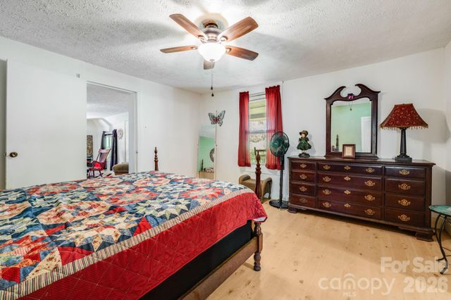 874 & 888 Bluff Mountain Road, Hot Springs, NC 28743