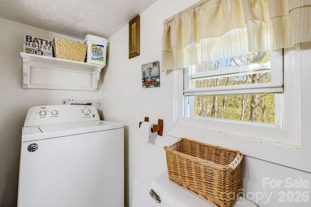 874 & 888 Bluff Mountain Road, Hot Springs, NC 28743