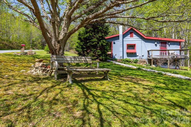 874 & 888 Bluff Mountain Road, Hot Springs, NC 28743
