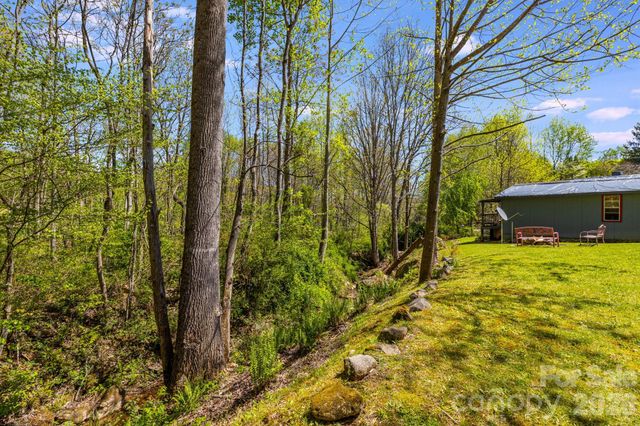 874 & 888 Bluff Mountain Road, Hot Springs, NC 28743