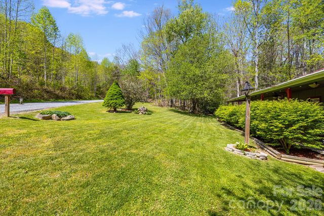 874 & 888 Bluff Mountain Road, Hot Springs, NC 28743