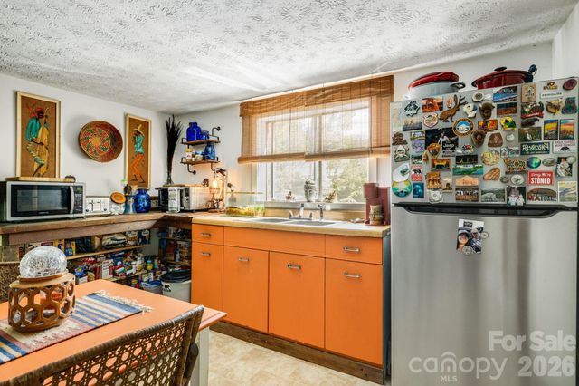 874 & 888 Bluff Mountain Road, Hot Springs, NC 28743
