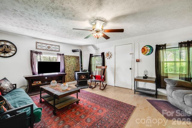874 & 888 Bluff Mountain Road, Hot Springs, NC 28743