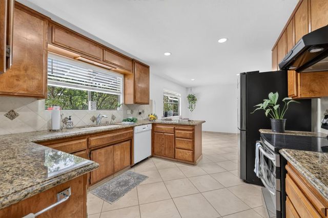 5524 Crestline Rd, Foresthill, CA 95631