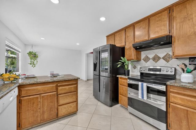 5524 Crestline Rd, Foresthill, CA 95631