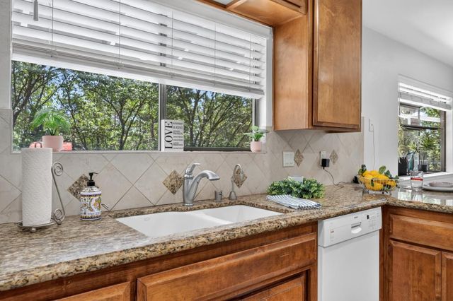 5524 Crestline Rd, Foresthill, CA 95631