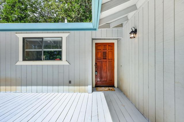 5524 Crestline Rd, Foresthill, CA 95631