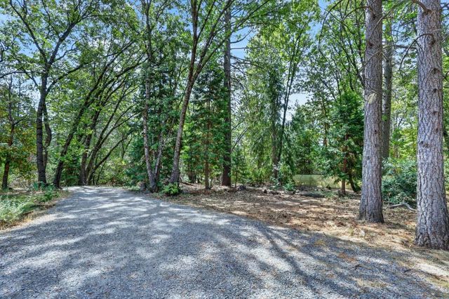 5524 Crestline Rd, Foresthill, CA 95631