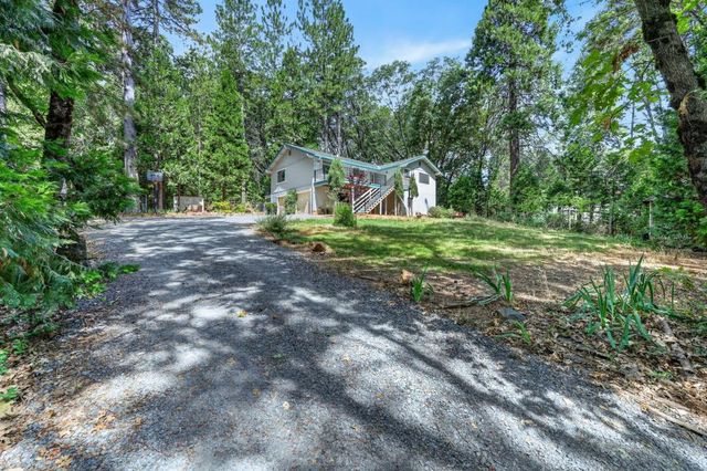5524 Crestline Rd, Foresthill, CA 95631