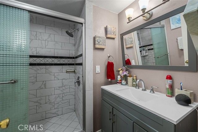 3255 E Avenue R 34, Palmdale, CA 93550