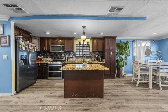 3255 E Avenue R 34, Palmdale, CA 93550