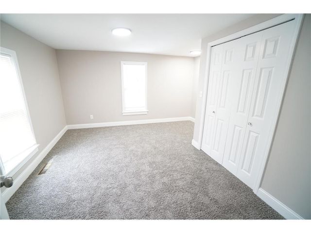 2710 15th Avenue S, Minneapolis, MN 55407