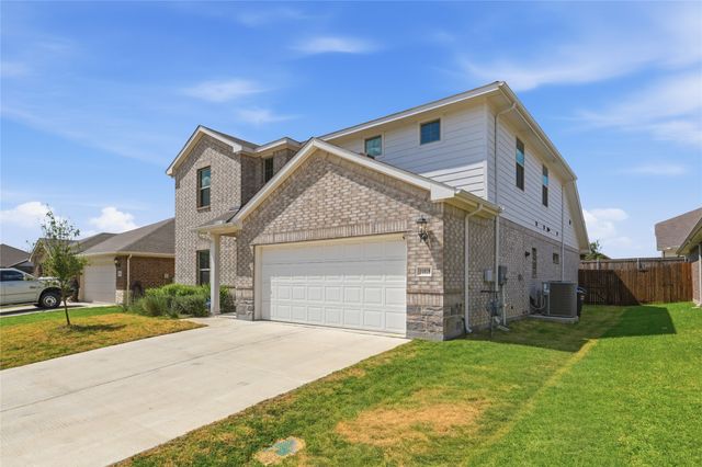 11028 Cacao Drive, Fort Worth, TX 76108