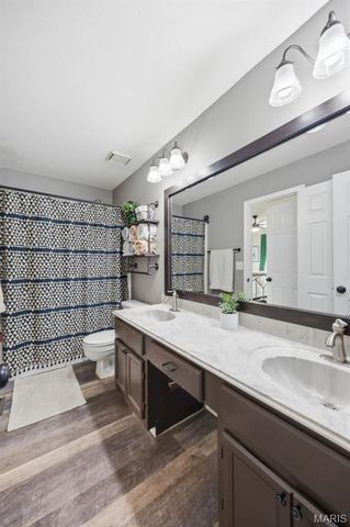 302 Birmingham Drive, O'fallon, MO 63366