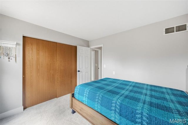 302 Birmingham Drive, O'fallon, MO 63366