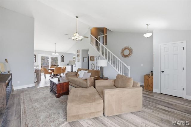 302 Birmingham Drive, O'fallon, MO 63366