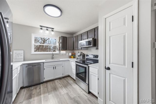 302 Birmingham Drive, O'fallon, MO 63366