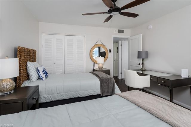 260 Seaview CT 1108, Marco Island, FL 34145
