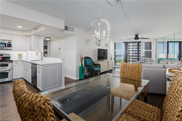 260 Seaview CT 1108, Marco Island, FL 34145